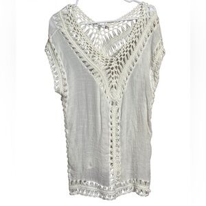 Sioni White Crochet Lace Boho Poncho Top Size S Fringe Hem